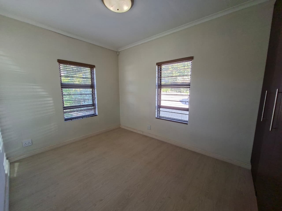 To Let 3 Bedroom Property for Rent in Jakarandas Western Cape